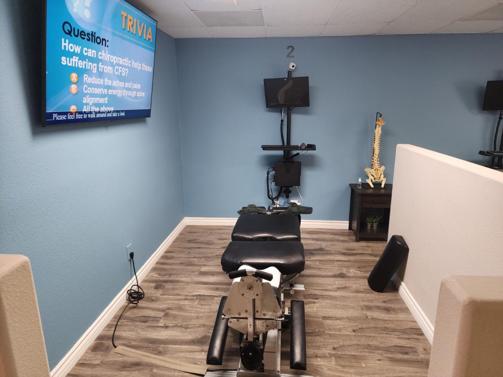sciatica treatment oxnard chiropractor table